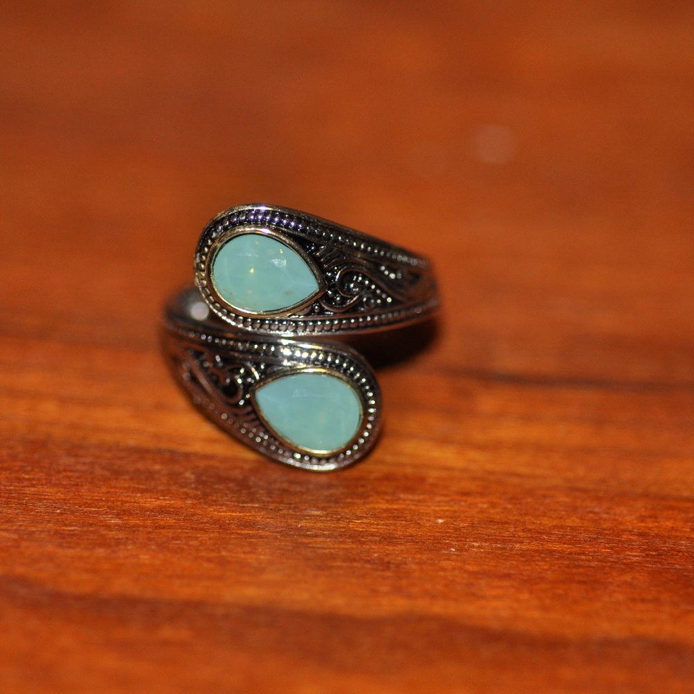 Sterling Silver Bali Swarovski Tear Drop Ring